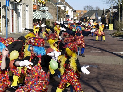 Groeëte Optocht vanaaf Dorpsstraat